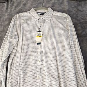 Perry Ellis Casual Button Up Shirt.New w/ Tags.!!!!